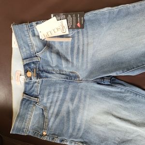 Candie's stretch Jean size 5/27W